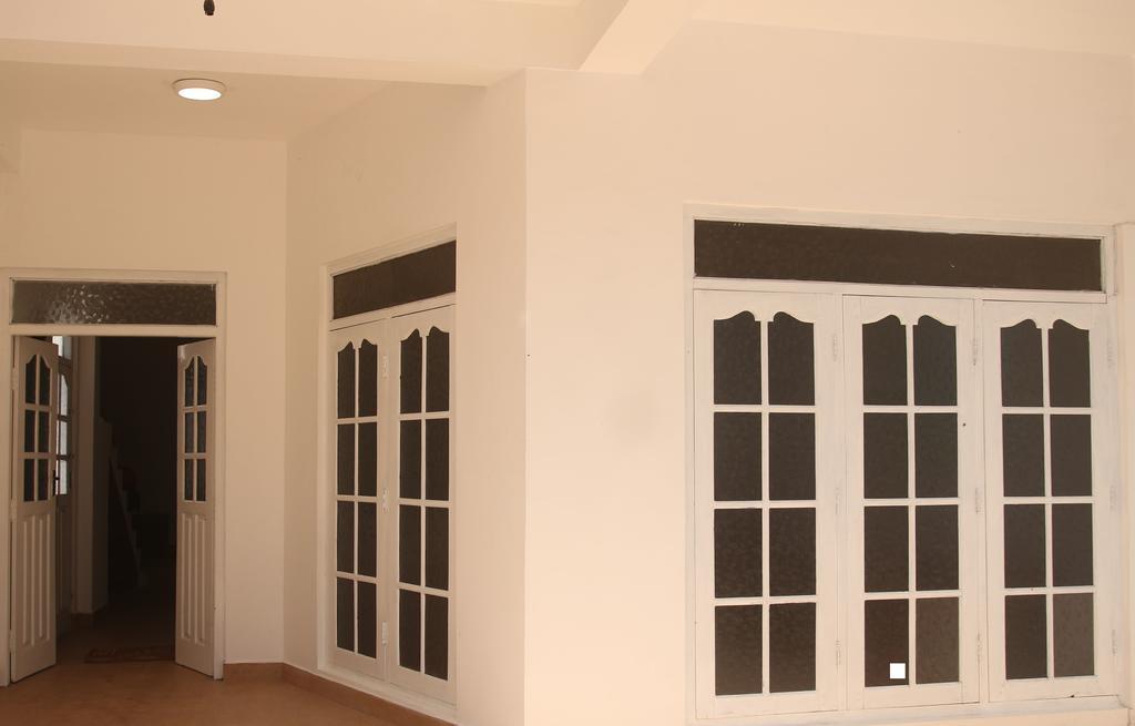 Sanovin Hotel Мириса Екстериор снимка