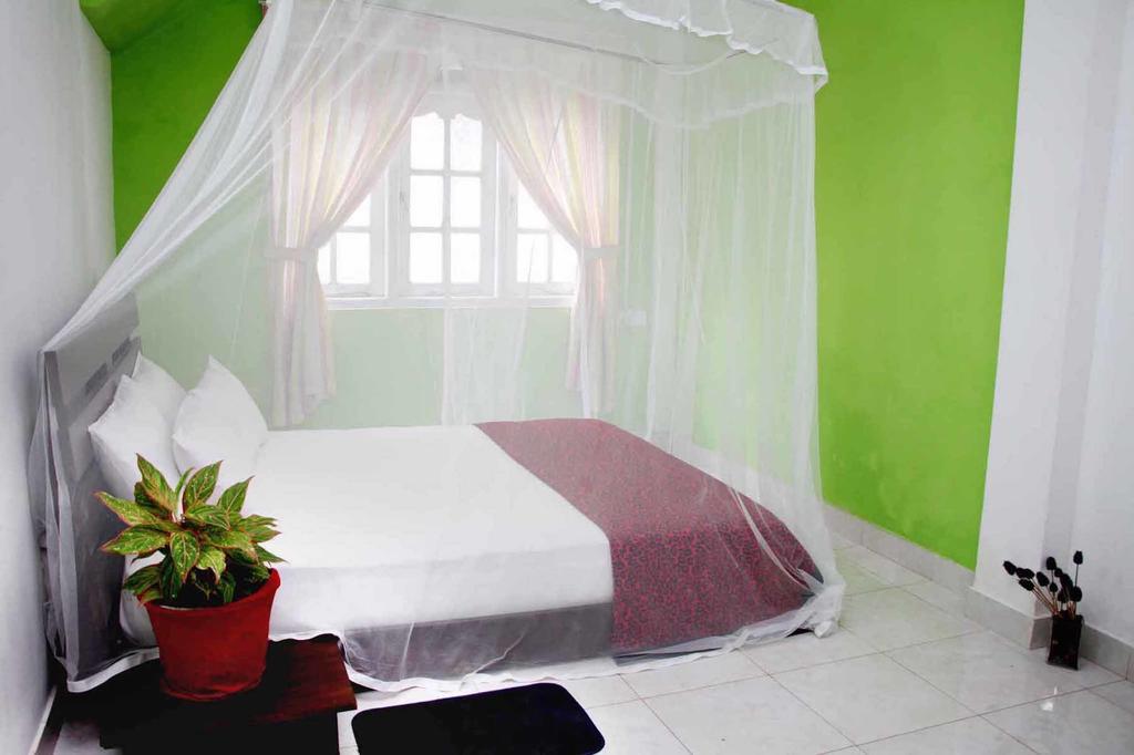 Sanovin Hotel Мириса Екстериор снимка