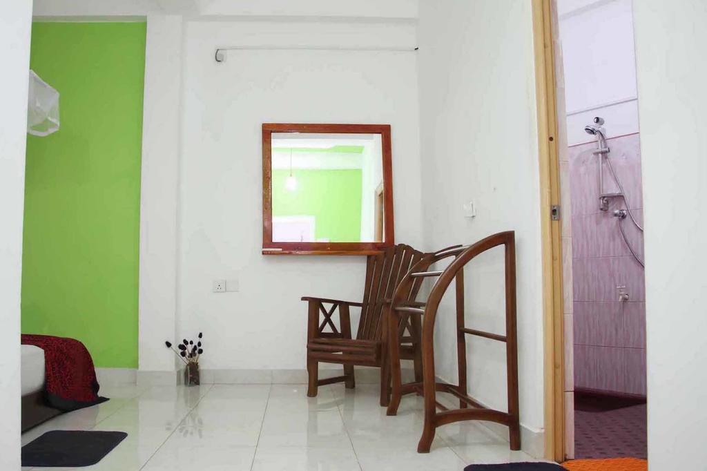 Sanovin Hotel Мириса Екстериор снимка