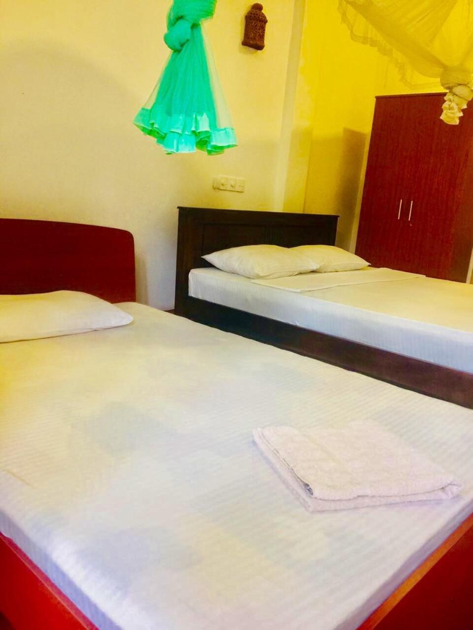 Sanovin Hotel Мириса Екстериор снимка